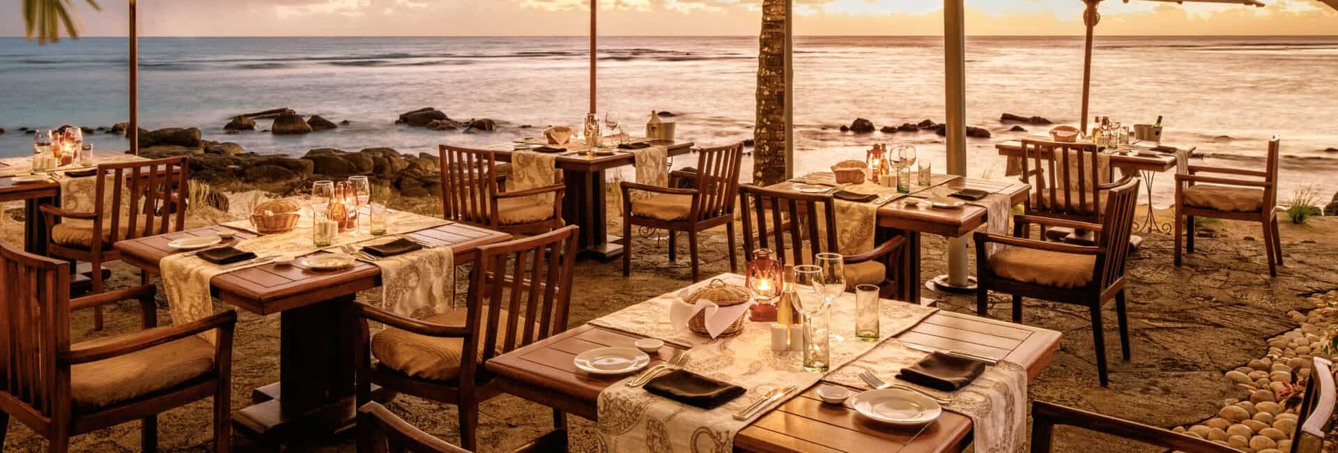 Oberoi_Mauritius_On_The_Rocks_Dinner