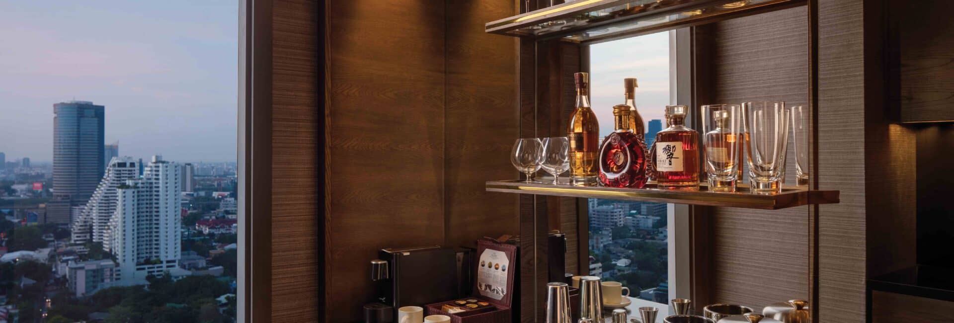 137 Pillars Suites & Residences Bangkok 08 Thonburi Suite - Maxi Bar